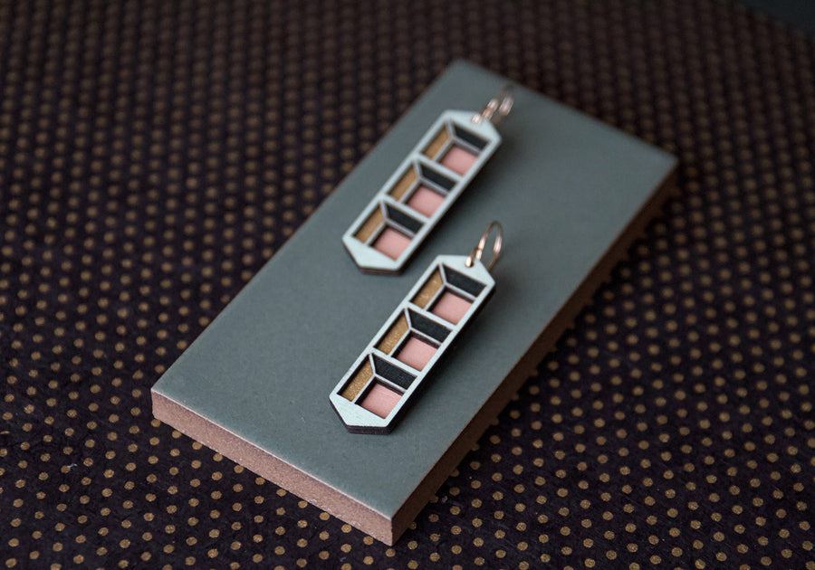 void 1 earrings