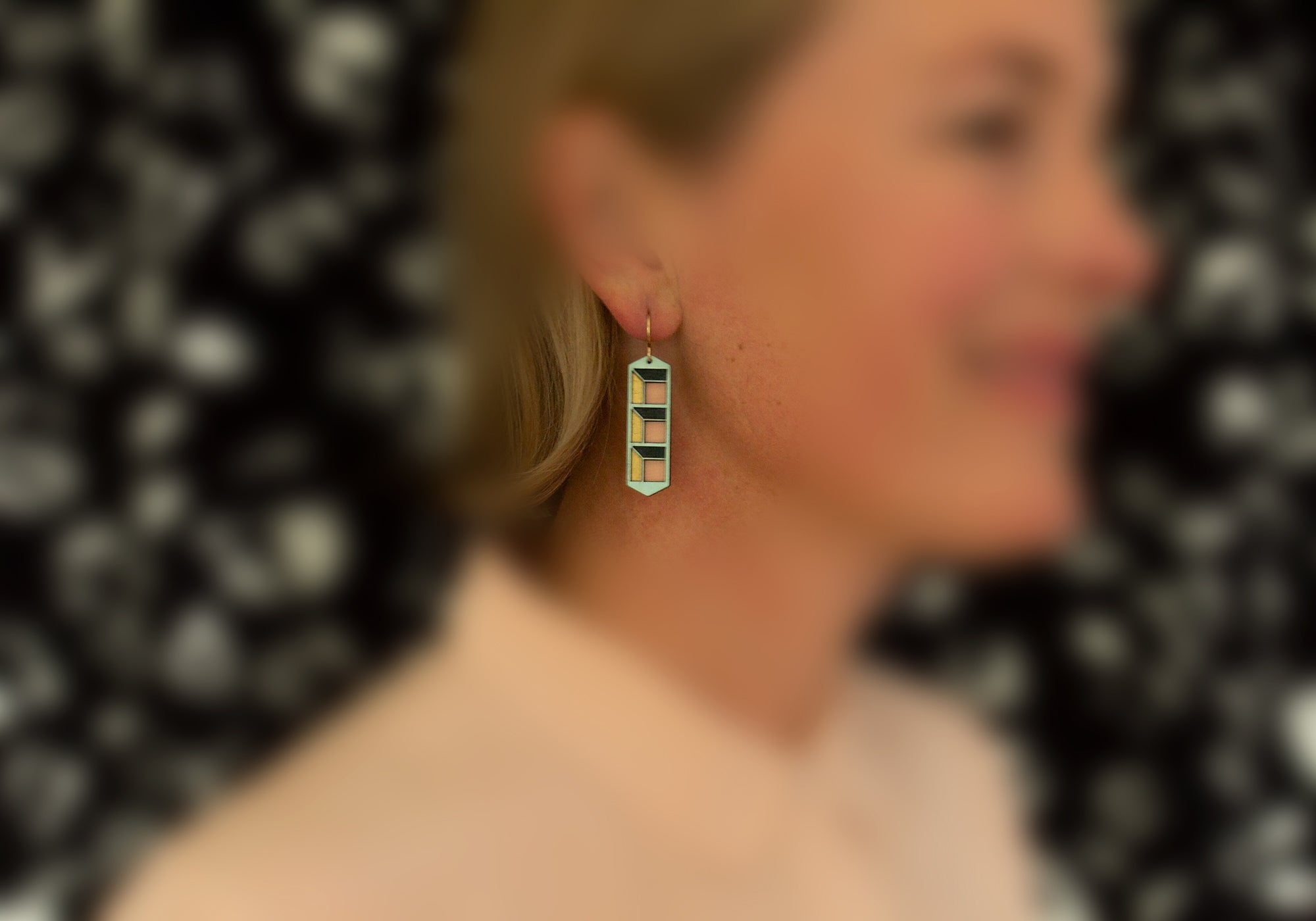 void 1 earrings