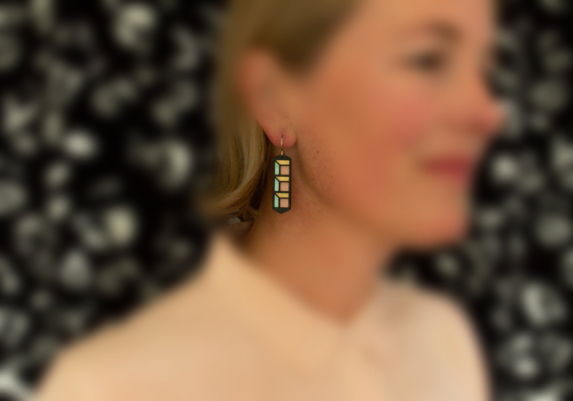 void 2 earrings